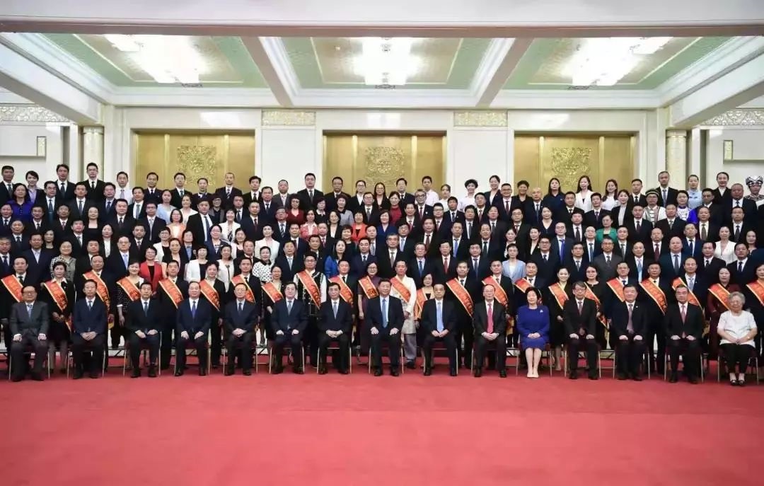 1571103381.jpg 57f7da35947e6b98a723094545c3b35a.jpg